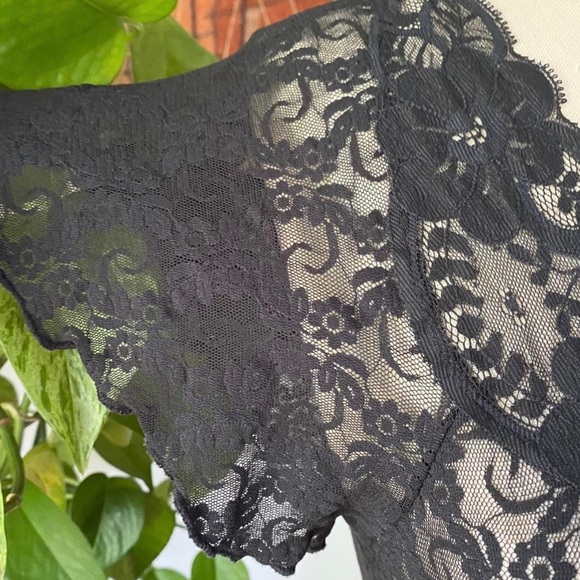Lace vintage nylon night gown - Picture 3 of 3